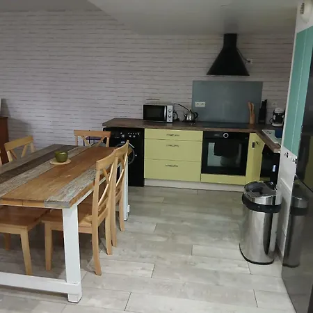 Apartment Cosy Jolie T3 - Centre&parking Mantes-la-Jolie